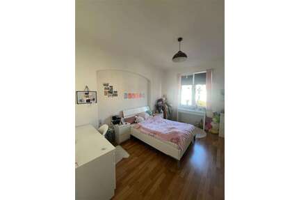 WG-Zimmer in Stuttgart 420,00 € 14 m²