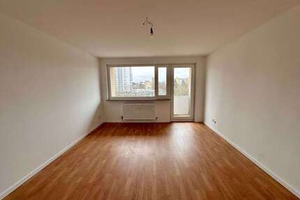 Wohnung zum Mieten in Nürnberg 894,00 € 72.36 m²