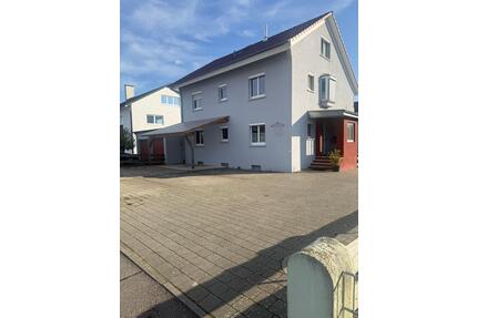 3 Zimmer Wohnung in Wyhlen mit Freisitz - Grenzach-Wyhlen