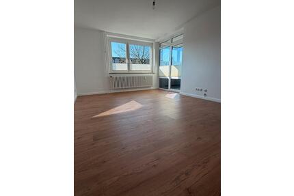 Zwischen Eider und Kanal:Renovierte 3-Zimmer Wohnung zu vermieten - Rendsburg