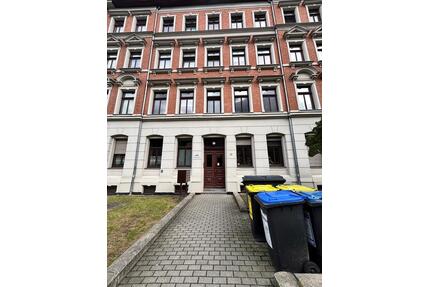 3-Zimmer-Wohnung mit Balkon WG geeignet– evtl mit EBK möglich - Chemnitz Kapellenberg