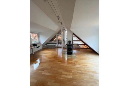 Helles und Großes WG Zimmer teilmöbliert frei Hamburg Meiendorf - Stapelfeld