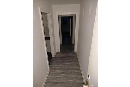 3 Zimmer DG Wohnung in RhüdenSeesen 400€ Kaltmiete