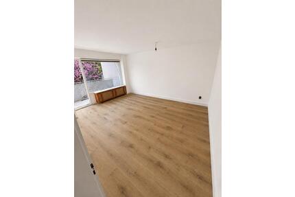 Helle 3-Zimmer Wohnung mit Balkon ins Grüne - renoviert! - Nürnberg Falkenheim