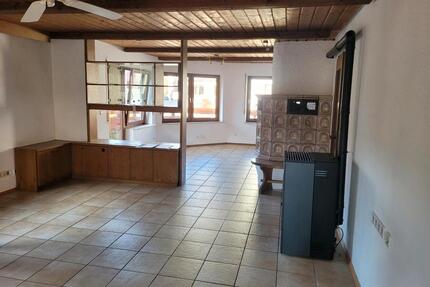 3 - Zimmer Wohnung - 790,00&nbsp;EUR Kaltmiete, ca.&nbsp; 105,00&nbsp;m&sup2; in Bretzfeld (PLZ: 74626)