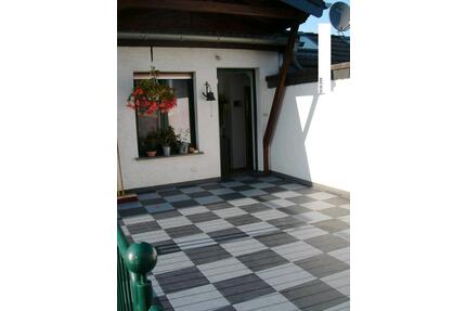 Geräumige 3 Zimmer Wohnung in Walberberg - Bornheim