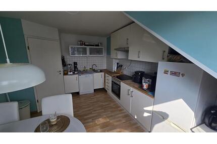 2 Zimmer Dachgeschosswohnung in Düsseldorf- Unterbilk Flehe