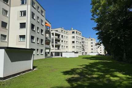 Wohnung zum Mieten in Ichtershausen 1.000,00 € 93.69 m²