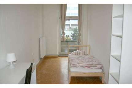 WG-Zimmer in Berlin 555,00 € 12 m²