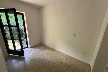 WG-Zimmer frei in 7er-WG | Landshut | Nähe Achdorfer Krankenhaus - Kumhausen