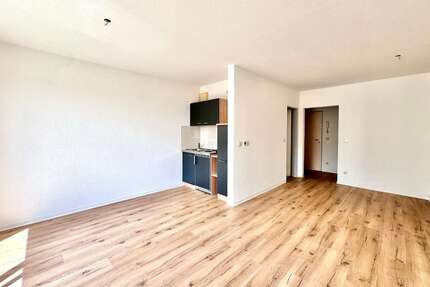 Wohnung zum Mieten in Chemnitz 270,00 € 31 m²