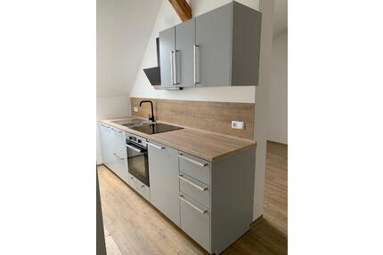 schöne 2 Zimmer Wohnung mit Einbauküche - Sulzfeld