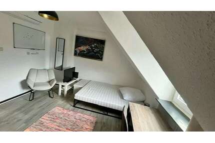 WG-Zimmer in Düsseldorf 700,00 € 14 m²