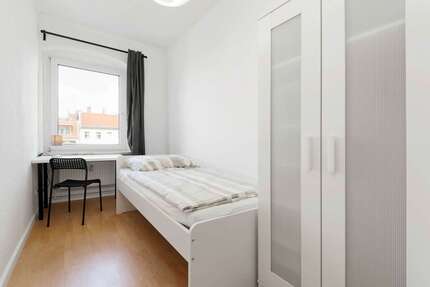 WG-Zimmer in Berlin 590,00 € 7 m²