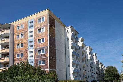 Wohnung zum Mieten in Rostock 406,00 € 61.85 m²