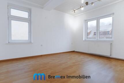 Helle und geräumige 3-Zimmer-Wohnung - Bremen Neustadt