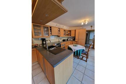 Windberg TOP 4 Zimmer EG Wohnung mit EBK und kleinen Garten - Mönchengladbach Nord