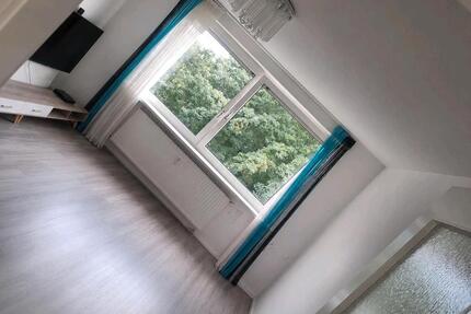 Nachmieter 3 Zimmer Wohnung 3. Stock Besichtigung ab 28.09 - Tastrup