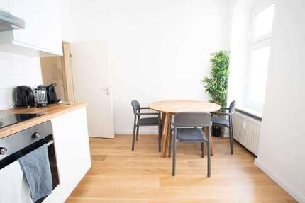 WG-Zimmer in Berlin 1.400,00 € 32 m²