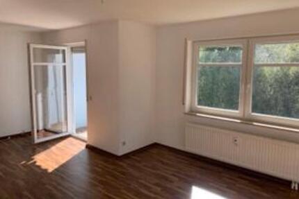 2 Zimmer Wohnung mit schönem Balkon - Uhingen