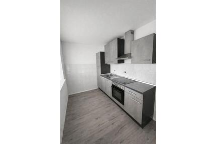 Renovierte- 2-Zimmer Wohnung mit Balkon - Wolfsburg Detmerode