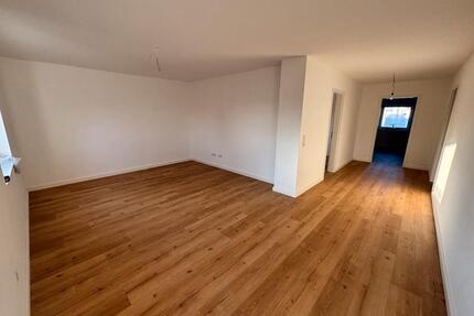 3 Zimmer Wohnung 92 m2 zu vermieten. - Melle Bruchmühlen