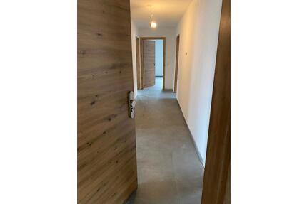 4-ZIMMER Wohnung zuvermieten - 750,00&nbsp;EUR Kaltmiete, ca.&nbsp; 88,00&nbsp;m&sup2; in Schramberg (PLZ: 78144) Tennenbronn