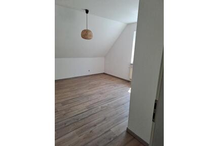 2 Zimmer Wohnung Kalletal - 435,00&nbsp;EUR Kaltmiete, ca.&nbsp; 63,00&nbsp;m&sup2; in Kalletal (PLZ: 32689)