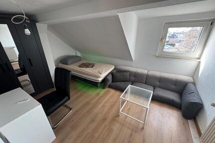 Möbliertes WG Zimmer in 4er- Männer-WG-Mainz-Kostheim-Sofort Frei - Wiesbaden Biebrich