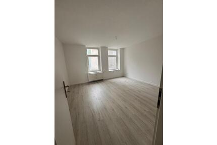 **NEU SANIERTE 2 Zimmer Wohnung in Zeitz (Sachsen Anhalt)++