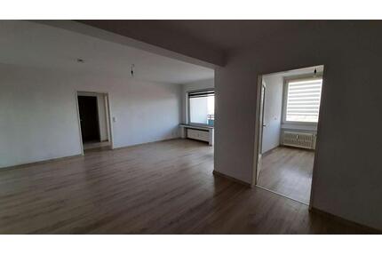 Remscheider Straße 54 - schöne Wohnung im 11.OG *ab sofort* zu vermieten - Krefeld Fischeln