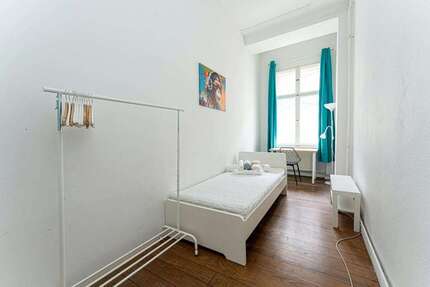 WG-Zimmer in Berlin 689,00 € 9 m²