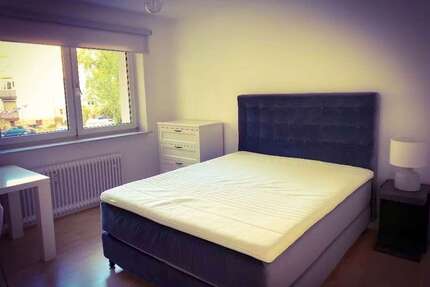 WG-Zimmer in Frankfurt am Main 1.200,00 € 25 m²