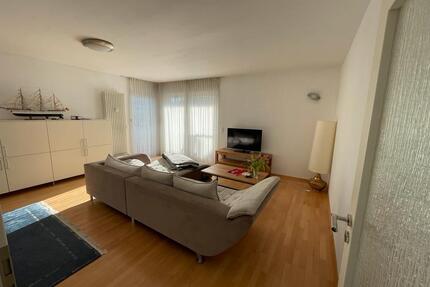 Helle 2.5 Zimmer Wohnung mit Balkon - Braunschweig Heidberg-Melverode