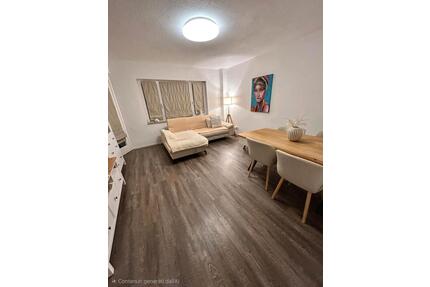 2 zimmer wohnung mit Vinyl laminatboden und Einbaukuche - Wolfsburg Alt-Wolfsburg