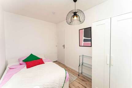 WG-Zimmer in Berlin 620,00 € 10 m²