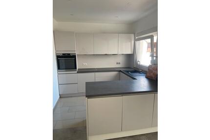 3-Zimmer Wohnung - 1.000,00&nbsp;EUR Kaltmiete, ca.&nbsp; 100,00&nbsp;m&sup2; in Schwetzingen (PLZ: 68723)