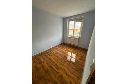 2 Zimmer Wohnung - 260,00&nbsp;EUR Kaltmiete, ca.&nbsp; 36,10&nbsp;m&sup2; in Hohenmölsen (PLZ: 06679)