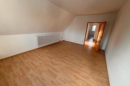 3 Zimmer Dachgeschoss Wohnung 86154 Augsburg DonauwörtherStr