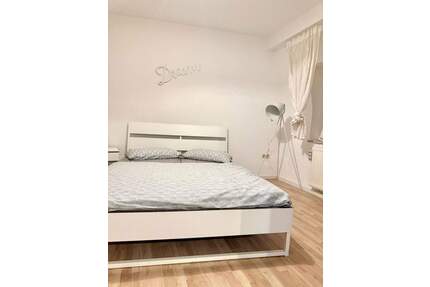 +++2-ZIMMER -WOHNUNG - MÖBLIERT - PERFEKT FÜR PENDLER +++ - Fürth Südstadt