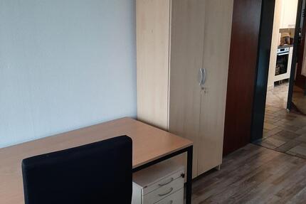 Möbliertes WG-Zimmer mit Balkon in Heilbronn-Frankenbach | sofort