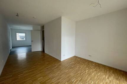 Schöne 3-Zimmer Wohnung mit Loggia und Terrasse - Nürnberg Gärten b Wöhrd