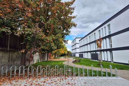 Wohnung zum Mieten in Augsburg 760,00 € 31.7 m²