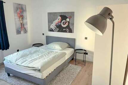 WG-Zimmer in Frankfurt am Main 999,00 € 25 m²