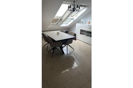 Geräumige 4 Zimmer Wohnung mit Garten -Mitbenutzung - Langenau