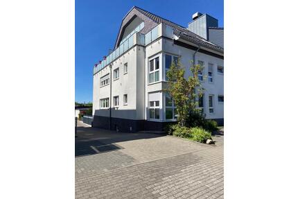 Altengerechte, barrierefreie 2 Zimmer Wohnung incl EBK und Garage - Neukirchen-Vluyn