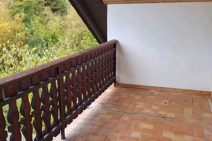 Wohnung in Burgsolms 5 Zimmer Küche+ Bad - Wetzlar Nauborn