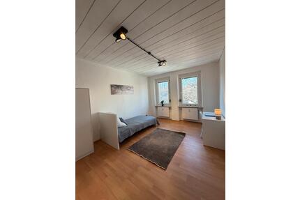 WG-Zimmer in der Schwabacher Str 53 zu vermieten - Vollmöbliert - Nürnberg Sankt Leonhard