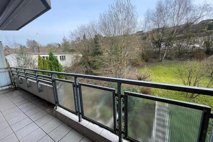 Helle 2-Zi-Whg. 72 m² | Balkon | Aufzug | EBK | Stellplatz - Wuppertal Eckbusch