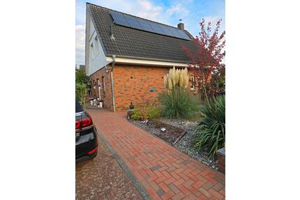 4 Zimmer Haus EFH - 1.450,00&nbsp;EUR Kaltmiete, ca.&nbsp; 90,00&nbsp;m&sup2; in Lüdersdorf (PLZ: 23923)